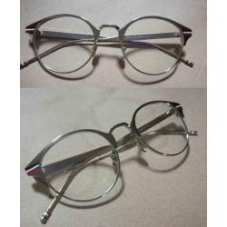 Limited thombr กรอบแว่นสายตา แฟชั่น แต่งsignature Thombr กรอบขาโครม heart shape สีเงิน