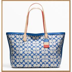 Coach Weekend Printed Signature Zip Top Tote 23107
