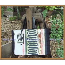 กระเป๋าช๊อปปิ้งพิมพ์ลายกราฟฟิก