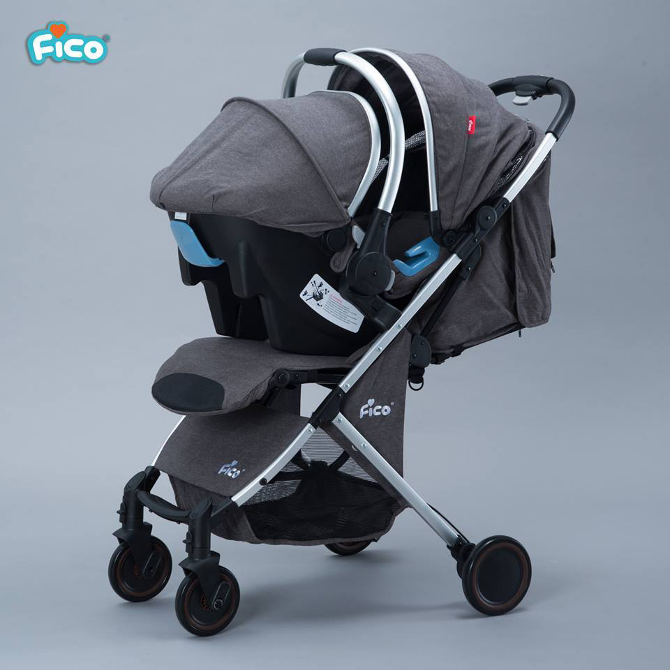 New Arrival. รถเข็นเด็ก + กระเช้าคาร์ซีท Fico รุ่น OHIO 4 in 1 พกพาสะดวก พับเก็บง่าย เก็บได้ในมือเดียว ที่กันตกสามารถถอดเข้าถอดออกได้ ที่วางขาปรับสูง-ต่ำได้ 3 ระดับ ล้อหน้าหมุนได้ 360 องศา พร้องโช้ครับแรงกันกระแทก กระเช้าคาร์ซีทเบาะรองนั่งสะดวกสบาย ป้องกันแรงกระแทกได้ดี เซ็ตเดียวจบครบทุกความต้องการ กับโปรใหม่ จากราคาปกติ 10,500 บาท เหลือเพียง 6,900 บาทเท่านั้น สนใจทัก Inbox ด่วนเลยจ้า