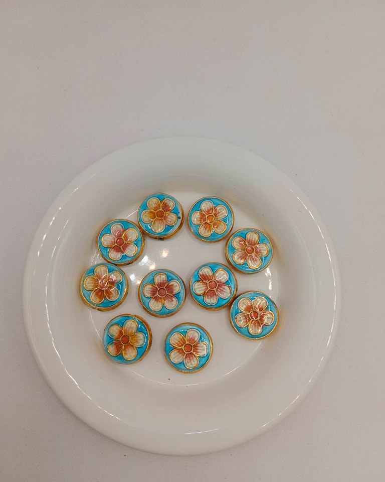 จี้กังใส ลายดอกไม้จีน ถุงละ 80 บาท