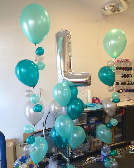 ลูกโป่งกลมเนื้อมุก สีเขียวอ่อนเทอร์ควอยซ์ ไซส์ 12 นิ้ว แพ็คละ 10 ใบ (Round Balloons Size 12" - Pearl Light Turquoise Green Color)