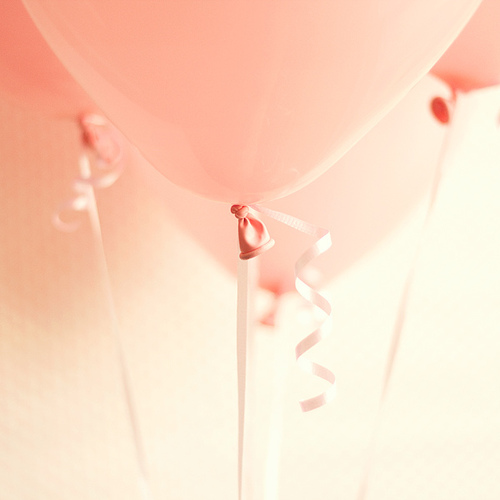 ลูกโป่งกลม คละสีพาสเทล ไซส์ 10 นิ้ว แพ็คละ 10 ใบ (Round Balloons Size 10" - Mixed Pastel Color)