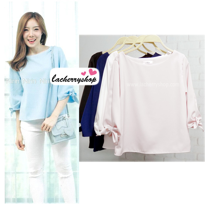 เสื้อผ้าแฟชั่นสวยๆ เสื้อทำงาน สีชมพูอ่อน ผ้าฮานาโกะ คอปาด แขนสามส่วนมัดโบว์ แบบสวยน่ารักมากๆค่า สินค้าคุณภาพดี