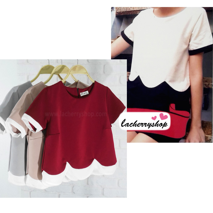เสื้อแฟชั่นสวยๆ เสื้อผ้าฮานาโกะ สีแดงเลือดหมู ดีไซน์เป็นหยักๆช่วงเอว แต่งขอบสีขาว แบบสวยน่ารักมากๆค่ะ