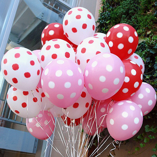 ลูกโป่งกลมนำเข้าพิมพ์ลายจุด สีชมพูอ่อน ไซส์ 12 นิ้ว แพ็คละ 10 ใบ ( Polka Dot Printing Balloon - Light Pink Color )