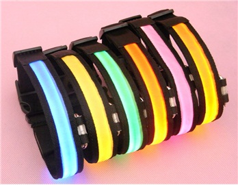 สายรัดแขนแถบไฟ LED กระพริบแสง สีเหลือง