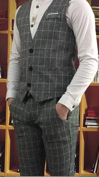 เสื้อกั๊๊กสูท ลายสก็อต สไตล์อังกฤษ เล็กใหญ่ ซื้อชุดฟรีส่ง Size เอวเสื้อ No.31 33 -35-37-39-41 43 เอวกางเกง28-37 สีเทา