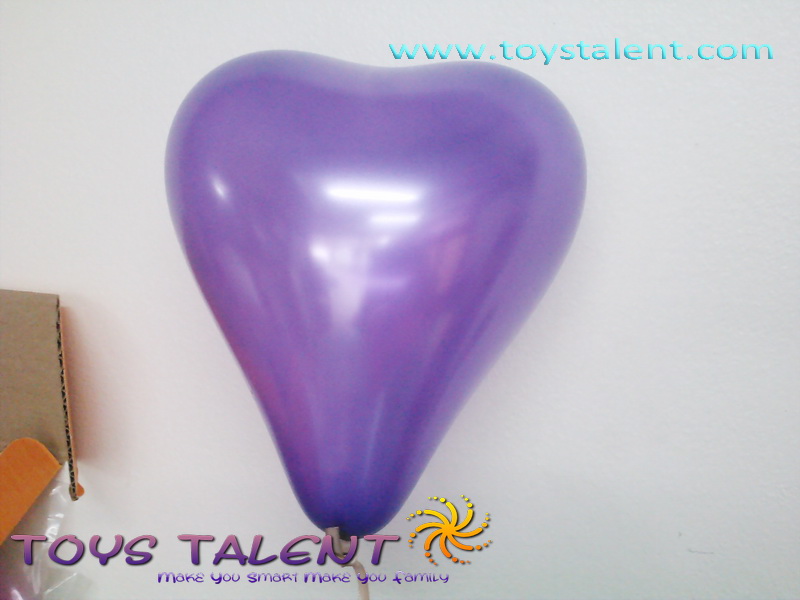 ลูกโป่งหัวใจ เนื้อเมททาลิก สีม่วงเข้ม ไซส์ 6 นิ้ว แพ็คละ 10 ใบ