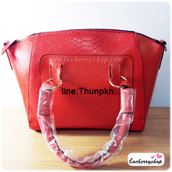 กระเป๋าแฟชั่น ดีไซน์สวยเรียบหรู สีส้ม คลาสสิค แบบยอดนิยม เหมาะกับทุกโอกาส สามารถถือและสะพายได้ทั้งสองแบบ ((โปรโมชั่นส่งฟรี))