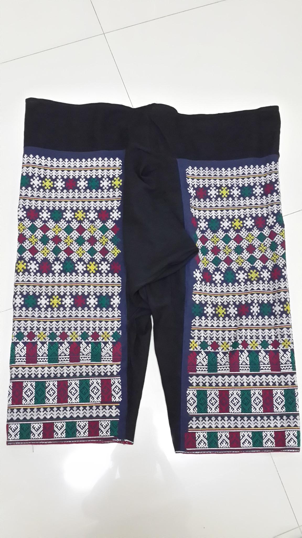 กางเกงผ้าปักมือโทนขาว ลายโบราณทั้งผืน