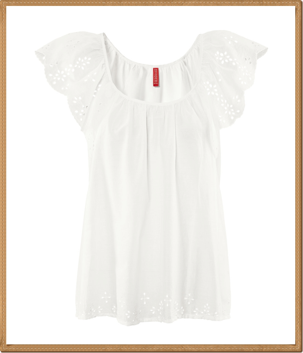 H&M - เสื้อผ้าฝ้ายสีขาว ปักฉลุลายที่แขนและปลายเสื้อ