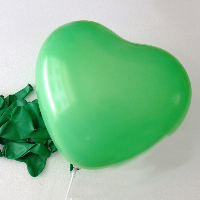 ลูกโป่งหัวใจ เนื้อสแตนดาร์ทสีเขียวเข้ม ไซส์ 12 นิ้ว แพ็คละ 10 ใบ (Heart Latex Balloon - Dark Green Color 12")