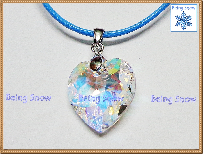 จี้คริสตัลหัวใจเจียระไนเหลี่ยมละเอียด สีขาวรุ้ง