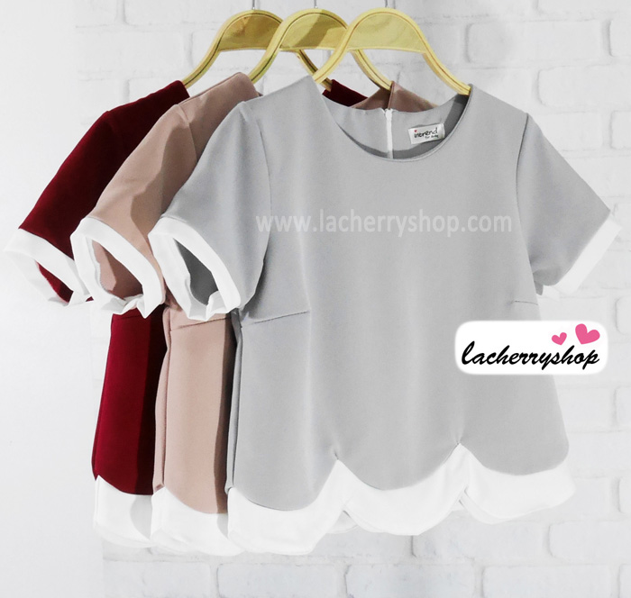 เสื้อแฟชั่นสวยๆ เสื้อผ้าฮานาโกะ สีนู้ด ดีไซน์เป็นหยักๆช่วงเอว แต่งขอบสีขาว แบบสวยน่ารักมากๆค่ะ