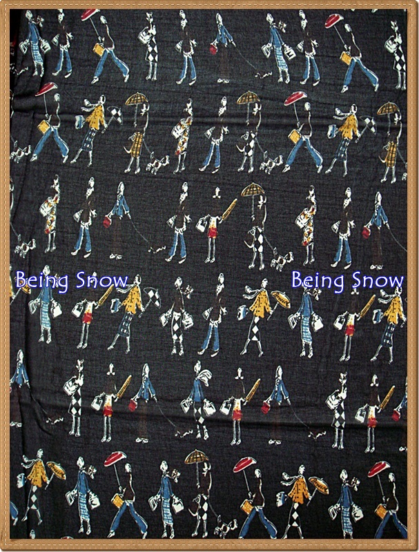 Zara ลายคนถือร่ม - สีดำ