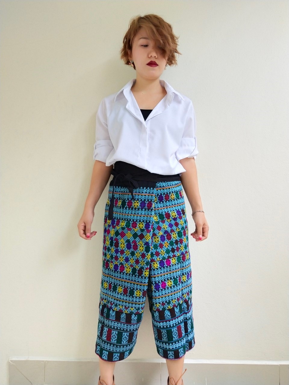 กางเกงผ้าปัก โทนฟ้าขาว