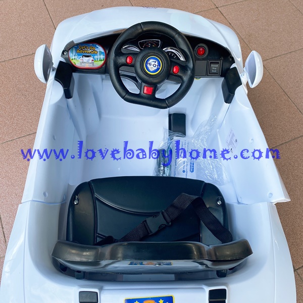 (รถต้องประกอบเอง) รถแบตเตอรี่ไฟฟ้า พร้อมรีโมทบังคับ รถแบตเตอรี่เด็ก รถเด็กนั่ง สินค้าเป็นของแถม ของพรีเมี่ยม