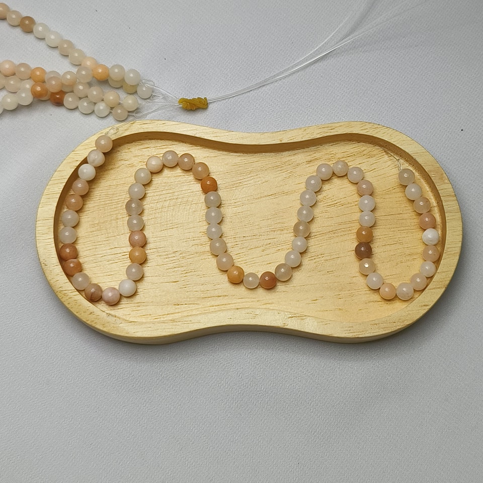 หินมูนสโตนสามสี - หินพลังจันทรา ชัยชนะ ความรัก อ่อนโยน ยาว 37 ซม. 6 มิล (63 เม็ด)