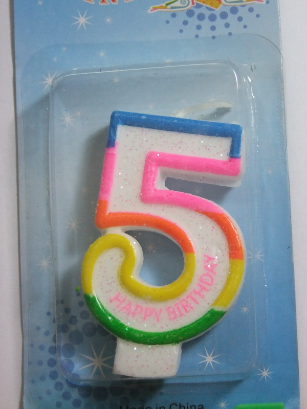 เทียนวันเกิดตัวเลข Happy Birthday (เลข 0-9) กรุณาระบุตัวเลขที่ต้องการเมื่อทำการสั่งซื้อด้วยนะคะ / Item No.TL-N008