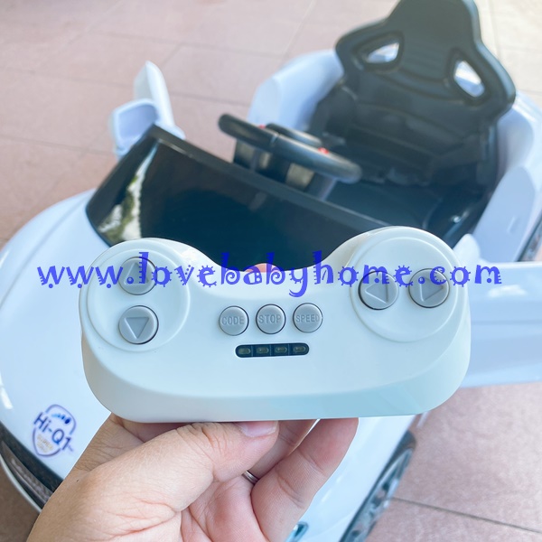 (รถต้องประกอบเอง) รถแบตเตอรี่ไฟฟ้า พร้อมรีโมทบังคับ รถแบตเตอรี่เด็ก รถเด็กนั่ง สินค้าเป็นของแถม ของพรีเมี่ยม