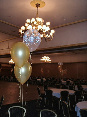ลูกโป่งกลม เนื้อเมททัลลิก สีทอง ไซส์ 10 นิ้ว แพ็คละ 10 ใบ (Round Balloons Size 10" - Metallic Gold Color)