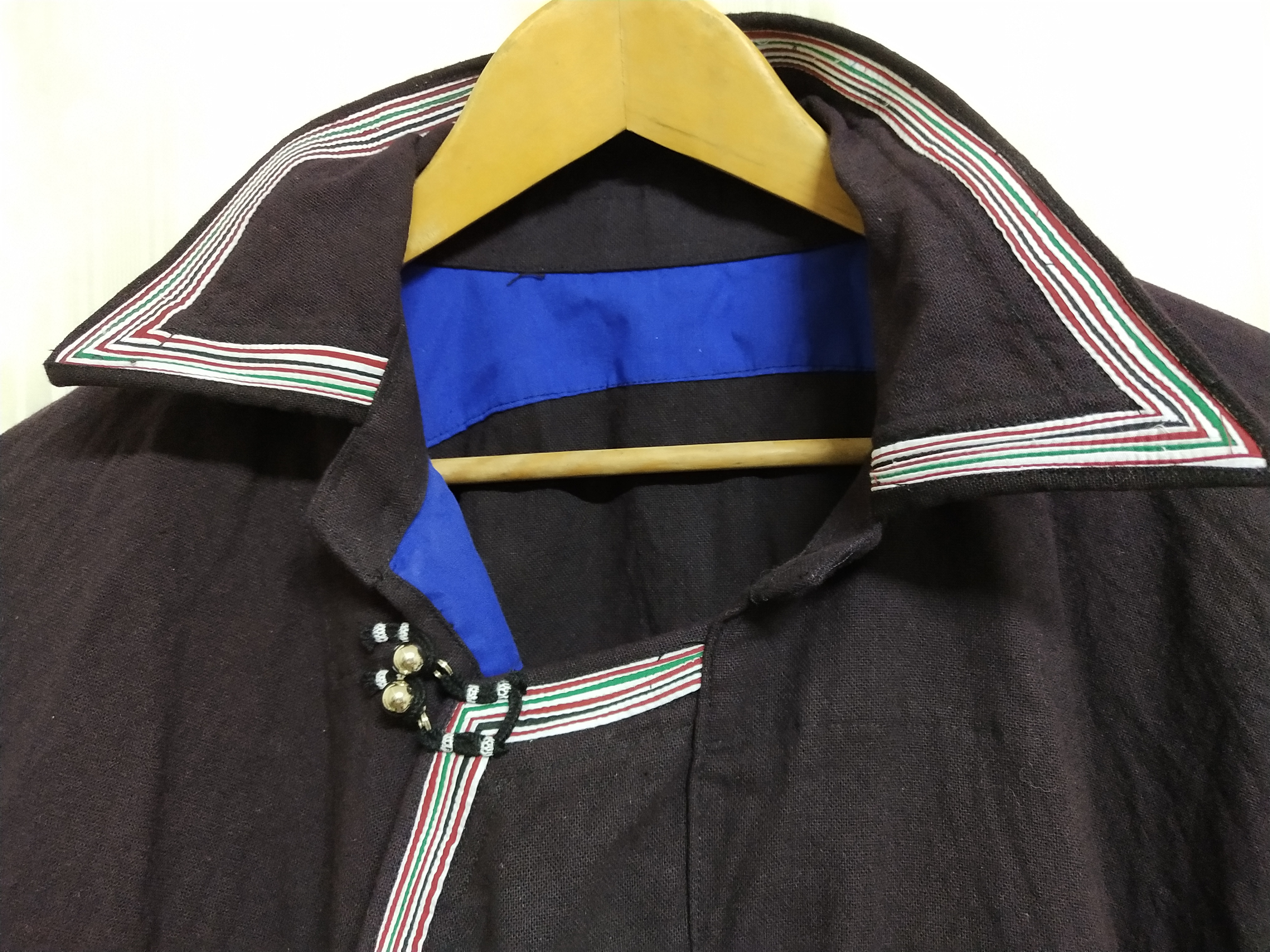 P429 เสื้ออิวเมี่ยนผู้ชาย คอปก