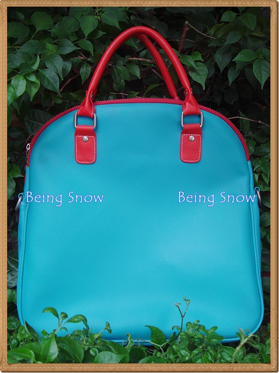 กระเป๋าสะพายหนัง PVC แถม ผ้าพันคอ Zara ลายเครื่องสำอาง - สีส้มนู๊ด