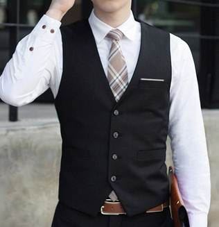 เสื้อกั๊กสูท 4เม็ด XS-Plus Size แบบคลิบขาว แบบสีล้วน Size No.32 34 36 38 40 42 44 46 47 สีดำ น้ำเงิน เทา