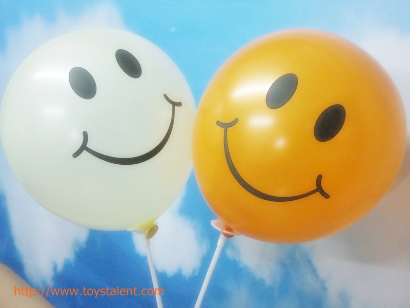 ลูกโป่งกลมพิมพ์ลายหน้ายิ้ม ไซส์ 12 นิ้ว แพ็คละ 10 ใบ สีครีม (Round Balloons 12" - Printing Smiley latex balloons Ivory color)