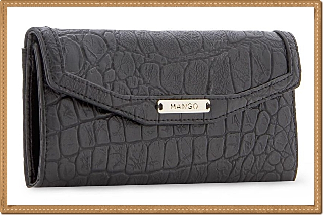 Mango - กระเป๋าสตางค์ใบยาว ลายหนังจรเข้ สีดำ