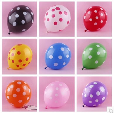 ลูกโป่งกลมนำเข้าพิมพ์ลายจุด พื้นเหลืองจุดแดง ไซส์ 12 นิ้ว แพ็คละ 10 ใบ ( Polka Dot Printing Balloon - Yellow/red Color )