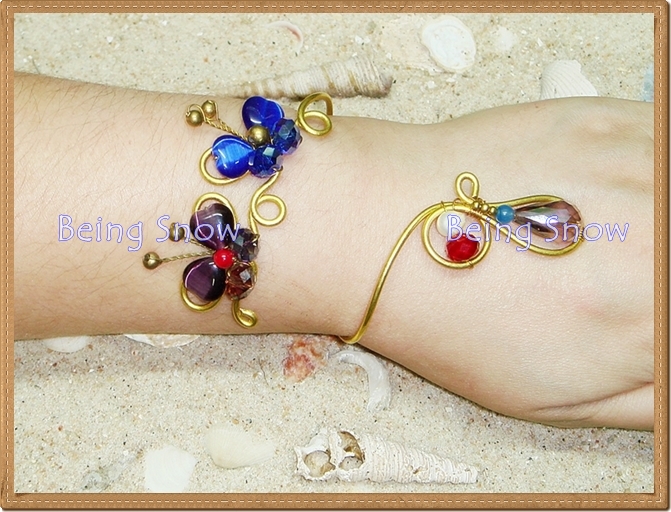 กำไลผีเสื้อคู่สีรุ้ง (04)