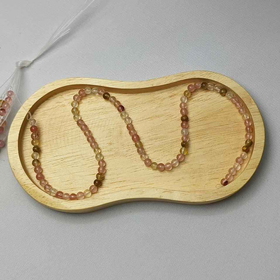 หินเชอร์รี่ควอตซ์ สามสี หินรักและให้อภัย รัก ผิวพรรณ ให้อภัย ยาว 37 ซม. - 4 มิล (98 เม็ด)