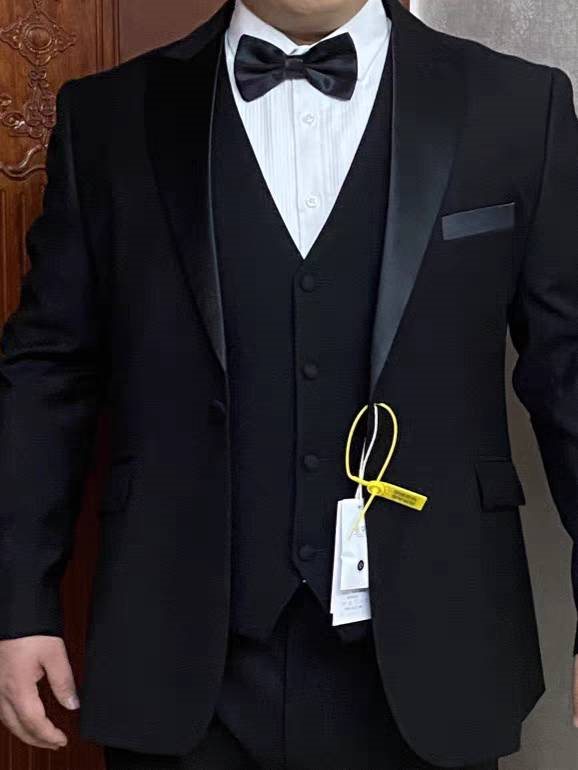 เสื้อเชิ้ตแขนยาว คอปกเล็ก จีบแบบทักซิโด้ กระดุมขาว Size No. 35 37 38 39 40 41 42 43 44 45 47 (ขาว)