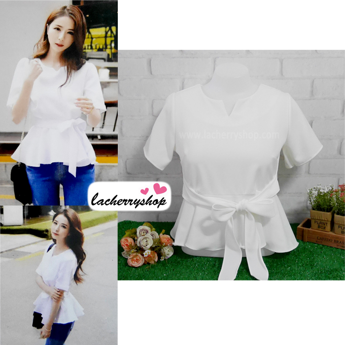 เสื้อผ้าแฟชั่นสวยๆ เสื้อทำงานสีดำผ้าฮานาโกะ แต่งระบายเอว มีสายมัดโบว์ สวยหวานสไตล์เกาหลี ใส่ได้หลายสไตล์ เว้าคอ มีซิปหลัง ใส่ได้ทุกโอกาส สำเนา