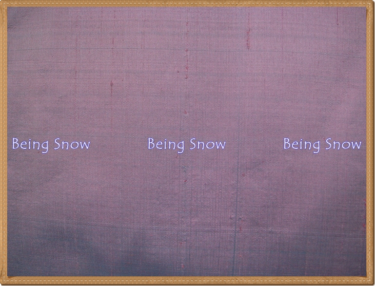 กระเป๋าสะพายผ้าไหมปักเลื่อม