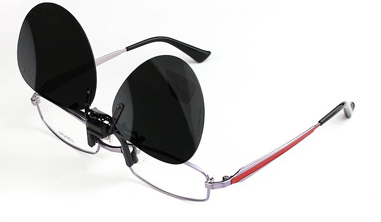 ฟรีเคสกันกระแทก+Polarize คลิบออนหนีบแว่นตากันแดดหน้ากว้างแบบRayban avi แข็งแรง พับเปิดปิดง่าย อเนกประส่งค์ กันUV400 (ดำเทา ปรอท ฟ้าเขียว ส้ม เหลือง ฟ้า)