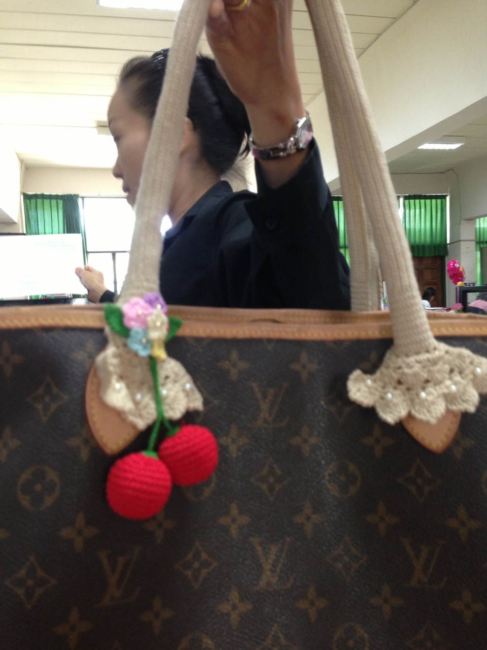 ไหมถักหุ้มหูกระเป๋า LV neverfull