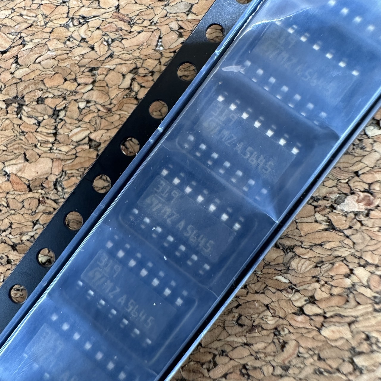 (1ตัว) [IC] LM319DT LM319 SOP-14 ST High-speed dual comparators