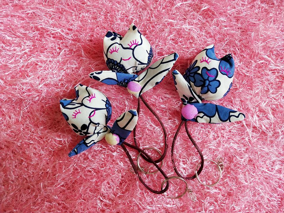 พวงกุญแจน้องยิ้มหวาน