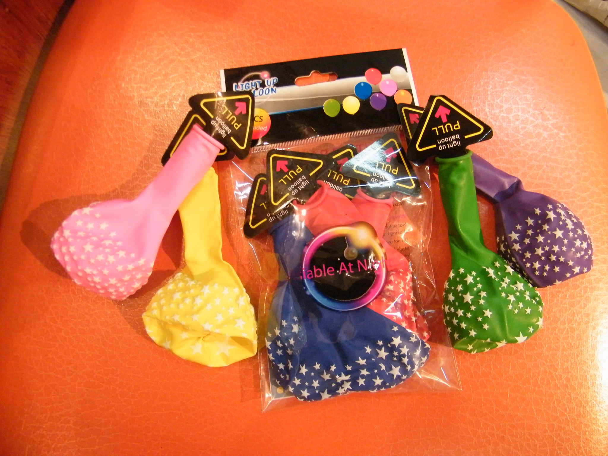 ลูกโป่ง LED พิมพ์ลายดาว คละสี แพ็ค 5 ชิ้น ไฟสลับสี (LED Balloon Star Mixed Color - LED RGB)
