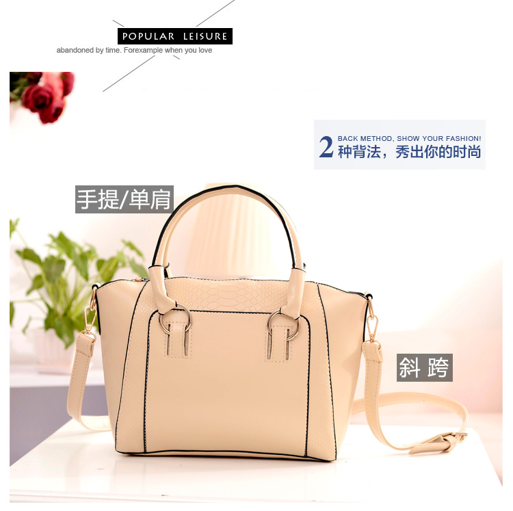 กระเป๋าแฟชั่น ดีไซน์สวยเรียบหรู สีขาว คลาสสิค แบบยอดนิยม เหมาะกับทุกโอกาส สามารถถือและสะพายได้ทั้งสองแบบ ((โปรโมชั่นส่งฟรี))