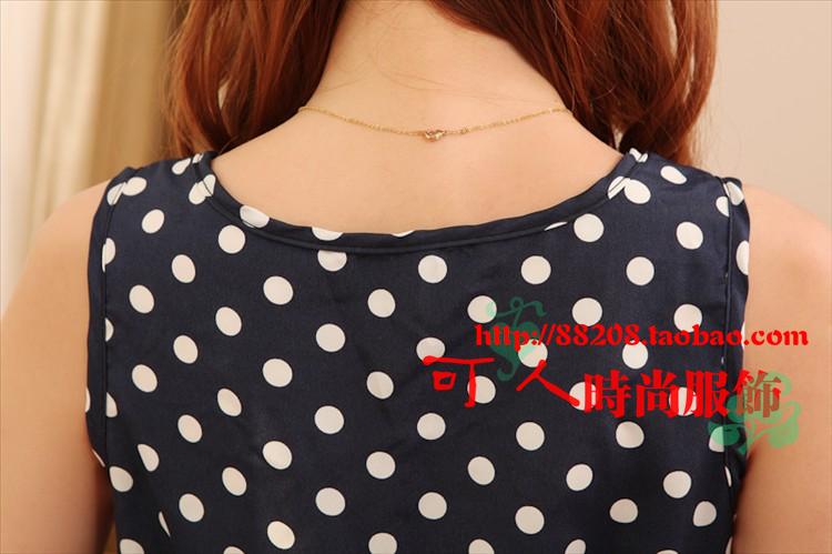 SALE//SALE (ส่งฟรี) ชุดเดรส สไตล์เกาหลี แขนกุด ผ้าซาติน สีน้ำเงิน ลายจุดขาว แบบสวยน่ารัก