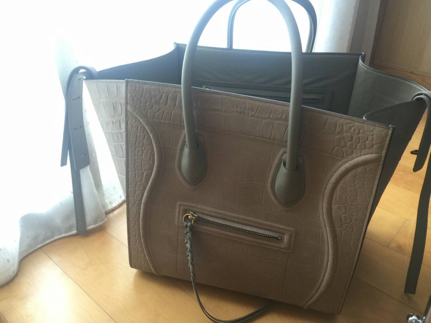 ที่จัดระเบียบ Celine Phantom