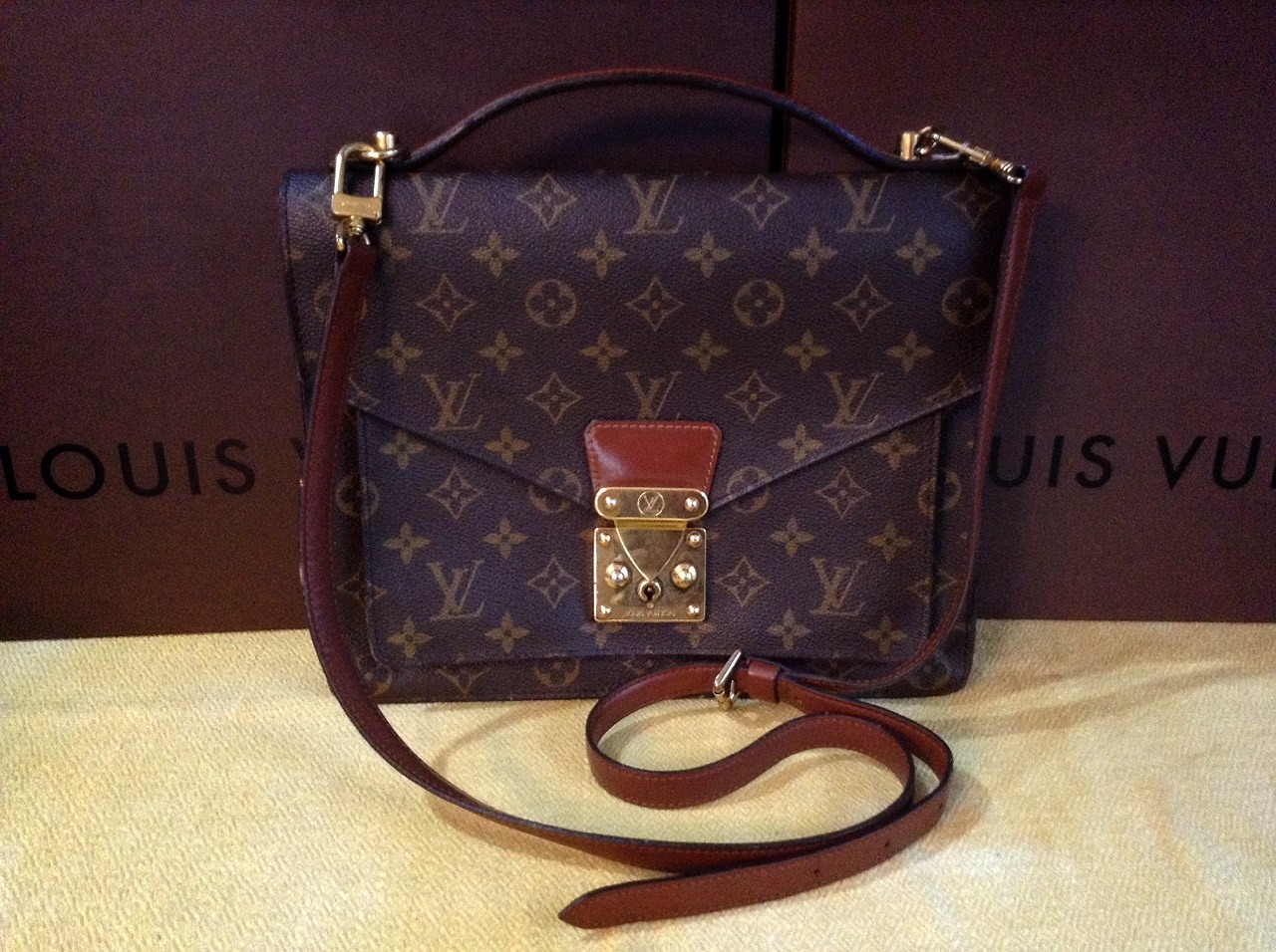 Used! LV Monceau Monogram with strap