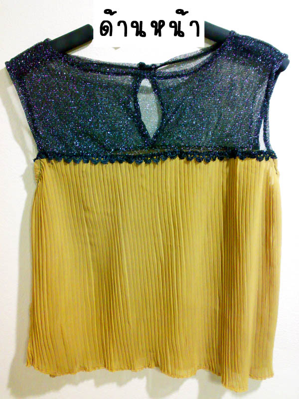 SALE//SALE (ส่งฟรี) เสื้อซีฟองแขนกุด สีเหลือง จับจีบพลีทรอบตัว ช่วงไหล่ตัดแต่งด้วยผ้าแบบซีทรูมีกลิตเตอร์ น่ารักมากๆค่ะ