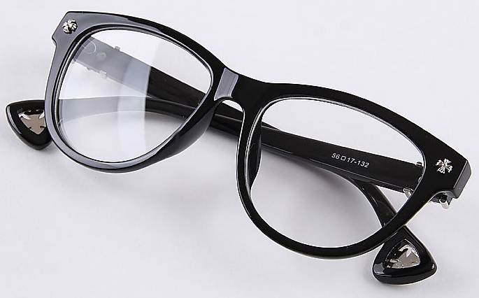 กรอบแว่นสายตาแฟชั่น เรโทร วินเทจ แต่งปลายขาสไตล์โครม สี ดำ ดำด้าน