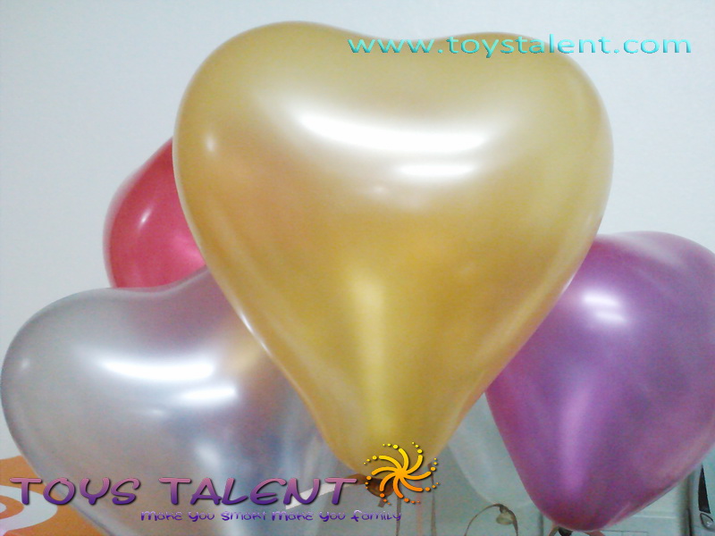 ลูกโป่งหัวใจ เนื้อเมททัลลิค สีทอง ไซส์ 6 นิ้ว แพ็คละ 10 ใบ