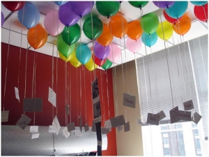 ลูกโป่งกลม สีมาตรฐาน คละสี ไซส์ 9 นิ้ว แพ็คละ 10 ใบ (Mixed Standard Balloons 9")